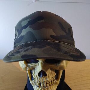 Deadstock Vintage Camouflage Rope Snap Back Trucker Hat Blank